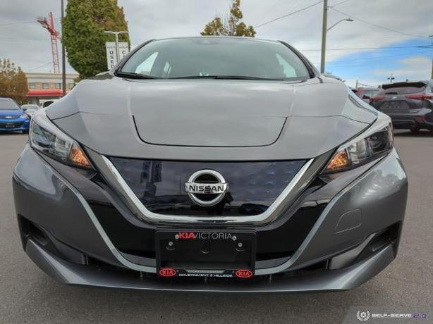 2021 Nissan LEAF image 6