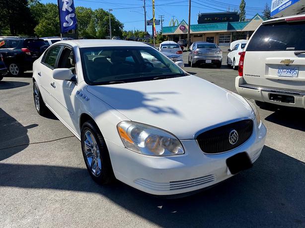 2007 Buick Lucerne CXL image 3