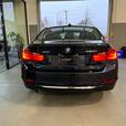 2015 BMW 320i xDrive AWD, $0 Claim, Local Victoria, LOW KM! thumbnail image 6