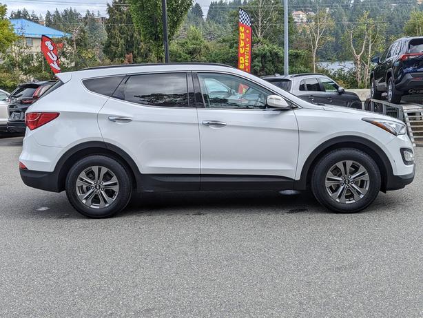2016 Hyundai Santa Fe Sport - BC Only, Sunroof, Heated Seats, AWD image 4