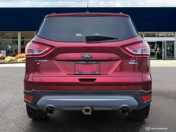 2015 Ford Escape SE 4dr 4x4 image 5