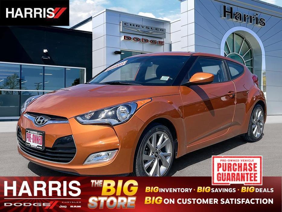 2017 HYUNDAI VELOSTER 3dr Cpe Man SE display photo