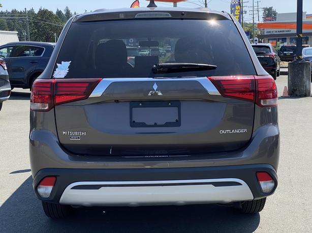 2019 Mitsubishi Outlander ES 4WD-Apple CarPlay,Auto Climate,Back Up Cam image 4