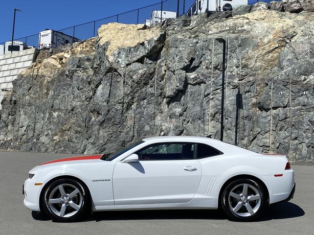 2015 Chevrolet Camaro 2LT image 5