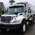 2015 International 7400 Garbage Truck With Air Brakes Diesel thumbnail image 4