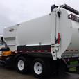 2015 International 7400 Garbage Truck With Air Brakes Diesel thumbnail image 7