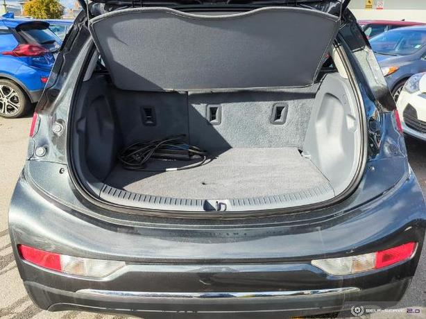 2020 Chevrolet Bolt EV LT 4dr Wagon image 8
