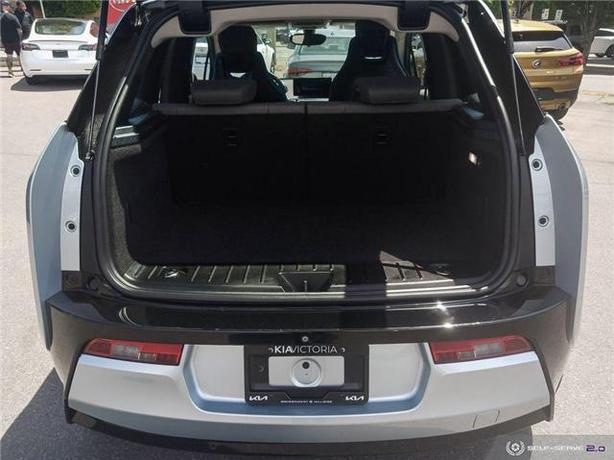 2016 BMW i3 w/Range Extender w/Range Extender 4dr Rear-Wheel Drive Hatchback image 8