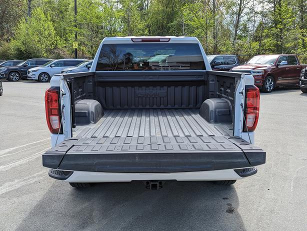 2022 GMC Sierra 1500 Elevation - 2.7L Turbo, Crew Cab, Short Bed, 4x4 image 7