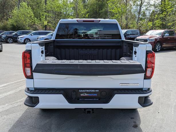 2022 GMC Sierra 1500 Elevation - 2.7L Turbo, Crew Cab, Short Bed, 4x4 image 8