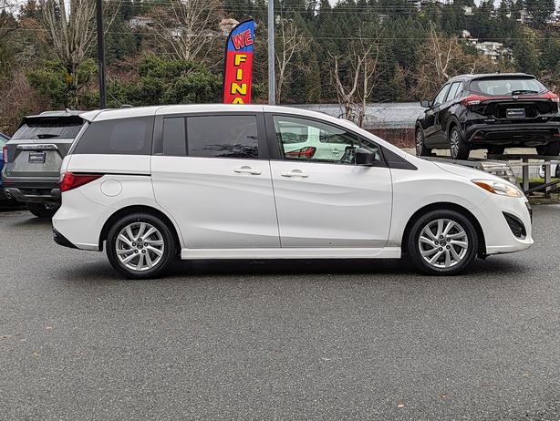 2015 Mazda Mazda5 GS - 6 Passenger, BC Only, Sunroof image 4