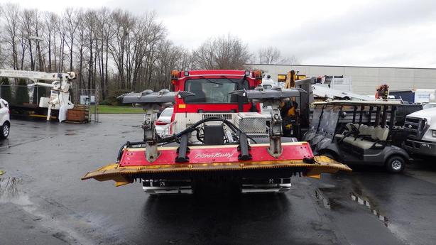 2011 Pistenbully 100 Plow Snow Groomer Diesel image 6