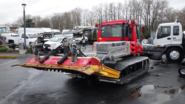 2011 Pistenbully 100 Plow Snow Groomer Diesel image 7