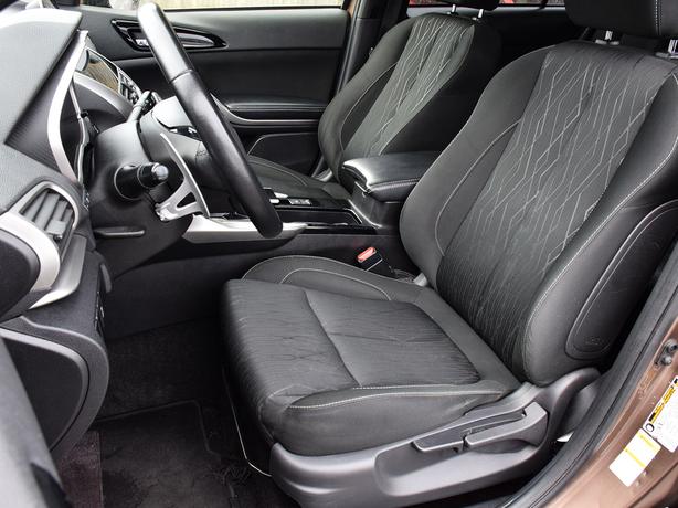 2019 Mitsubishi Eclipse Cross SE - Apple Carplay, Android Auto, Heated Seats image 8
