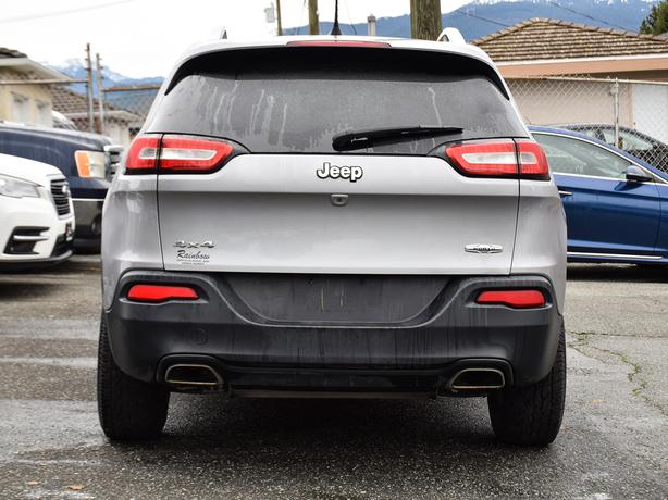 2016 Jeep Cherokee North - Backup Camera, Dual Climate Control image 4