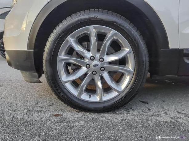 2014 Ford Explorer XLT 4dr 4x4 image 7