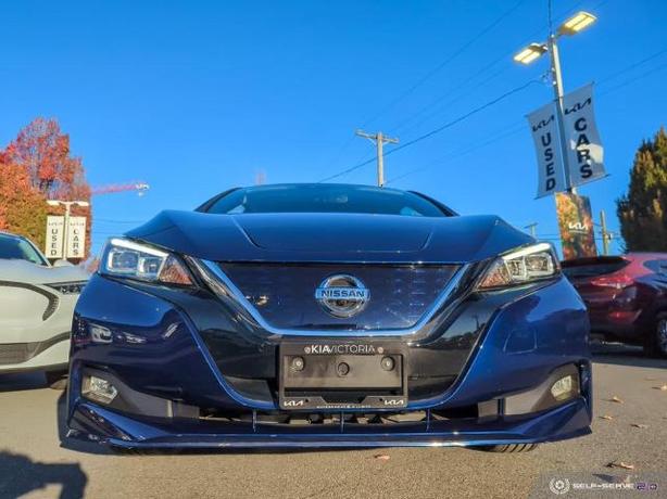 2021 Nissan LEAF SL PLUS 4dr Hatchback image 6