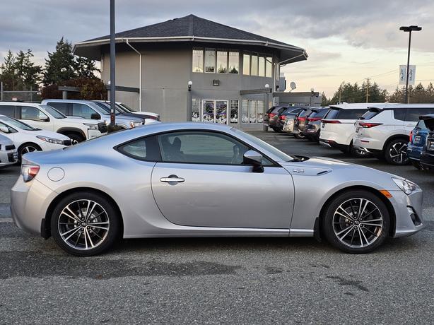 2016 Scion FR-S Release Series 2.0 RWD-AC,Traction control image 3