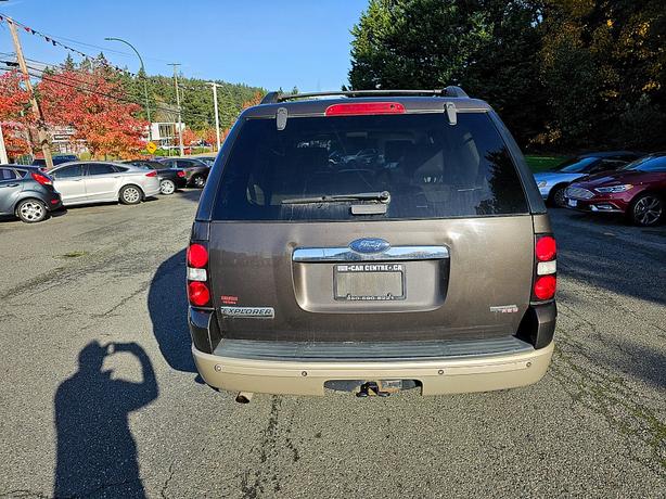 2006 Ford Explorer Eddie Bauer image 5