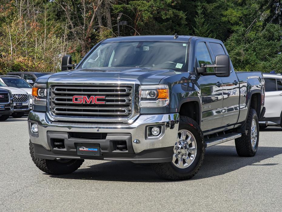 2015 GMC Sierra 3500HD SLE - 6.0L V8, 4x4, CrewCab, Standard Bed display photo