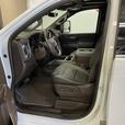 2022 GMC Sierra 3500HD Denali Dually! Hard Find! 4WD thumbnail image 5
