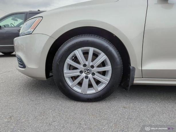 2014 Volkswagen Jetta 2.0L Comfortline (A6) 4dr Sedan image 7