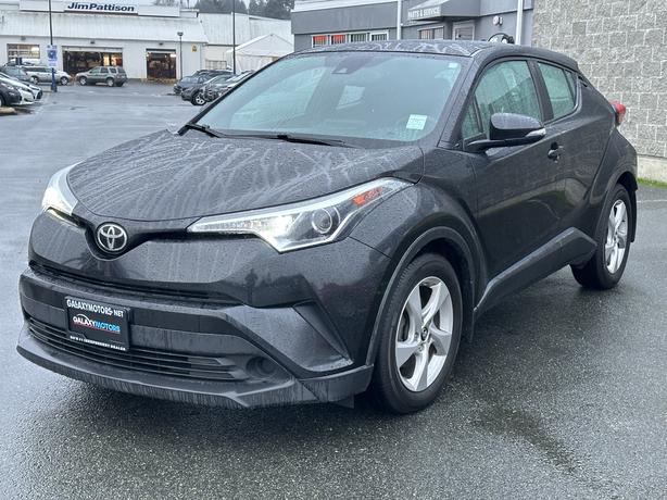 2018 Toyota C-HR XLE FWD-Heated Sport Seats,Auto Headlights,AC image 1