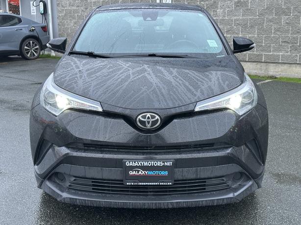 2018 Toyota C-HR XLE FWD-Heated Sport Seats,Auto Headlights,AC image 2
