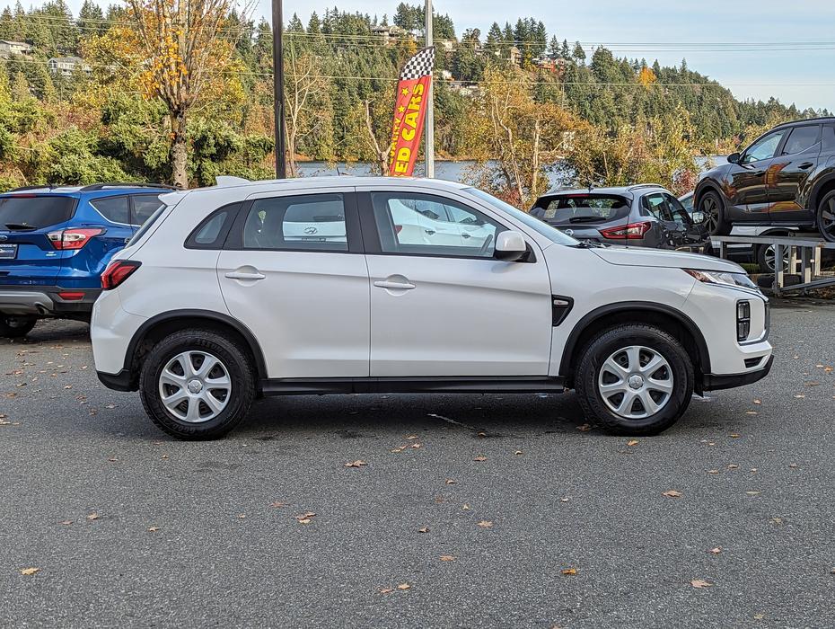 2021 Mitsubishi RVR ES - No Accidents, 4x4, Heated Seats display photo