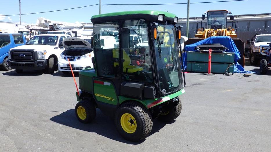 2011 John Deere 1445 Series || 4 Wheel Drive Diesel Lawn Mower display photo