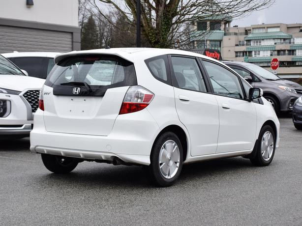 2011 Honda Fit Sport - No Accidents, One Owner, Air Conditioning image 5
