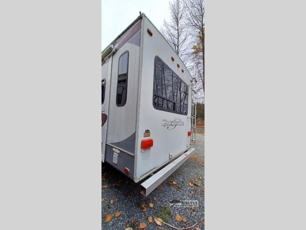 Used 2011 Heartland Greystone 29MK image 4