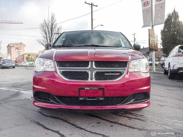 2014 Dodge Grand Caravan SE/SXT Passenger Van image 6