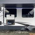 Used 2022 Forest River RV Cardinal Luxury 390FBX thumbnail image 6