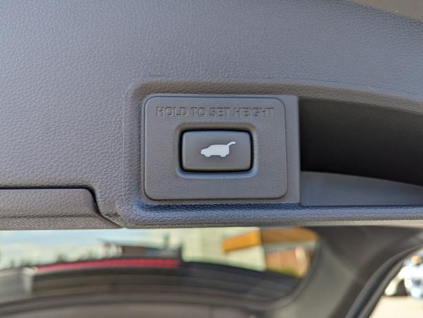2021 Acura RDX SH-AWD Elite - Sunroof, Nav, Leather image 8