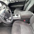 2015 Nissan Pathfinder S thumbnail image 6