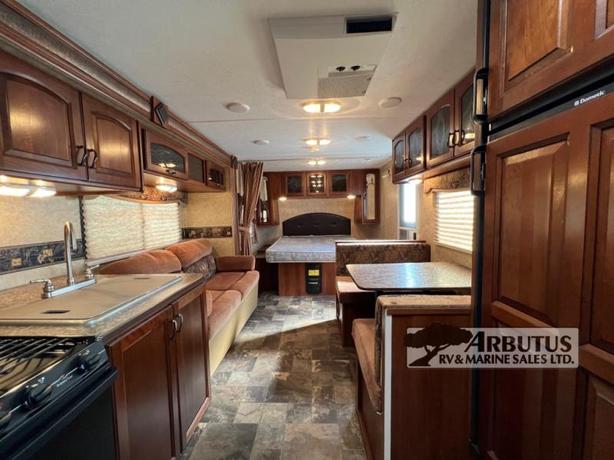 Used 2014 Forest River RV Tracer Air 242 image 6