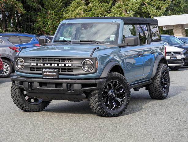 2021 Ford Bronco Black Diamond - No Accidents, Soft Top, Automatic image 1