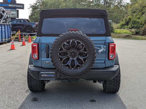 2021 Ford Bronco Black Diamond - No Accidents, Soft Top, Automatic image 6