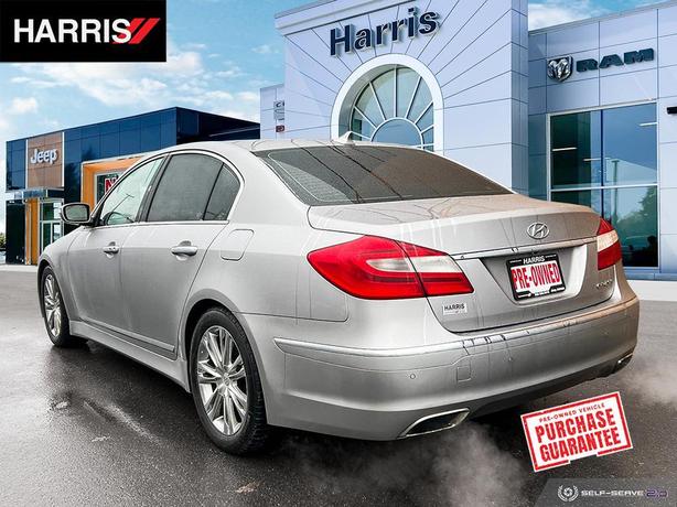2012 HYUNDAI GENESIS SEDAN V6 w-Technology Pkg | No Reported Accidents! image 6