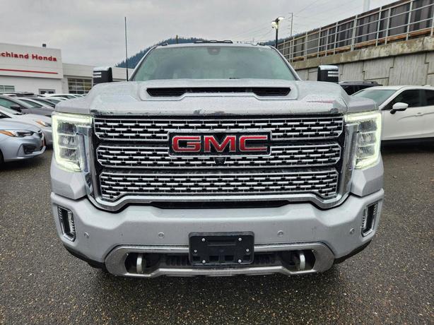 2022 GMC Sierra 3500HD Denali - NO ACCIDENTS! BC ONLY, 4WD image 2
