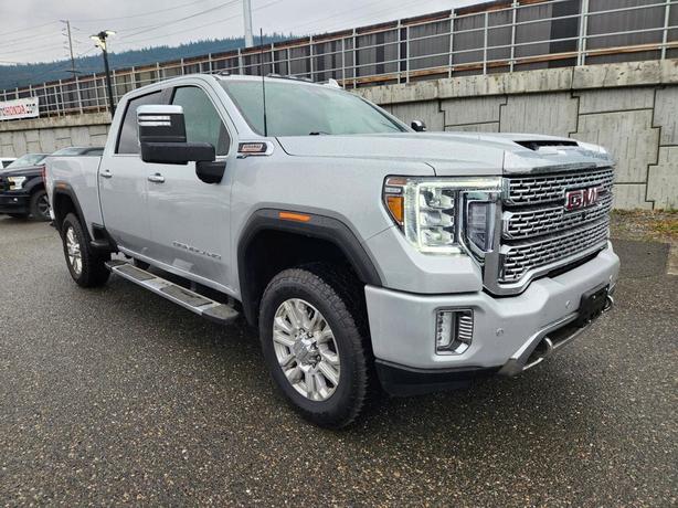2022 GMC Sierra 3500HD Denali - NO ACCIDENTS! BC ONLY, 4WD image 3