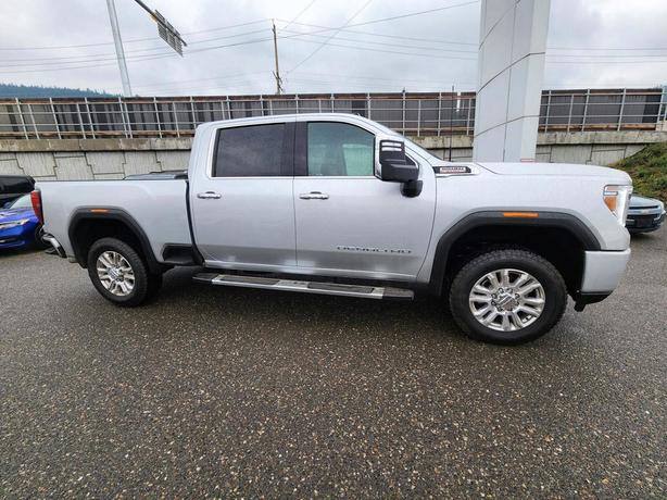 2022 GMC Sierra 3500HD Denali - NO ACCIDENTS! BC ONLY, 4WD image 4