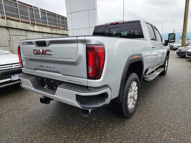 2022 GMC Sierra 3500HD Denali - NO ACCIDENTS! BC ONLY, 4WD image 5