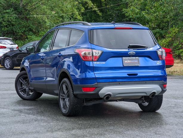 2017 Ford Escape SE - No Accidents, 4x4, Heated Seats, Navigation image 8