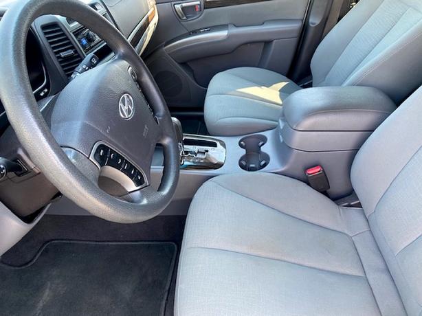 2011 Hyundai Santa Fe GLS image 6