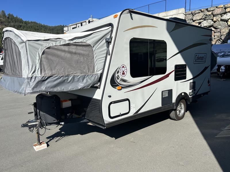 2014 Coleman RV Lantern 171E display photo