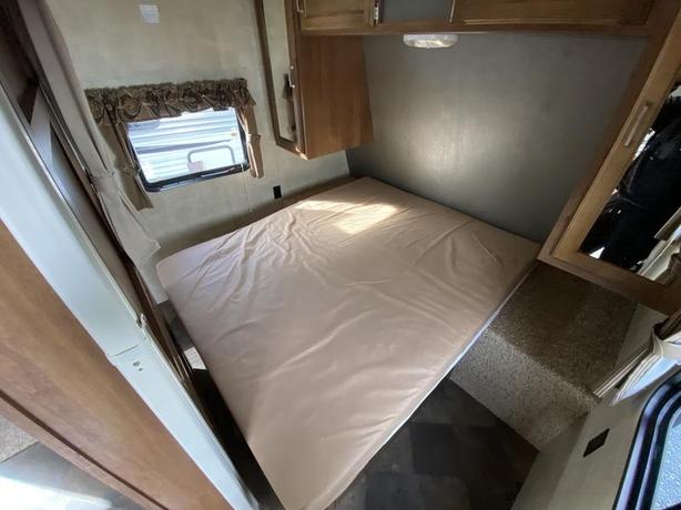 2014 Keystone RV Springdale SG 282 SE image 7