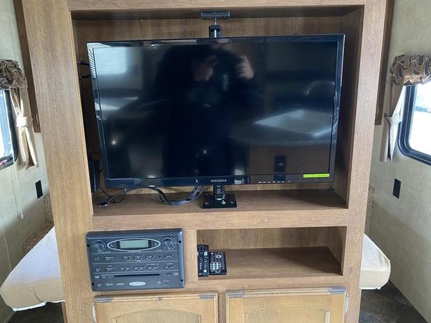 2014 Keystone RV Springdale SG 282 SE image 8