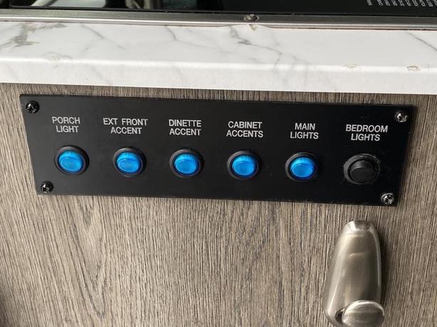 2020 InTech Trailers SOL HORIZON image 8